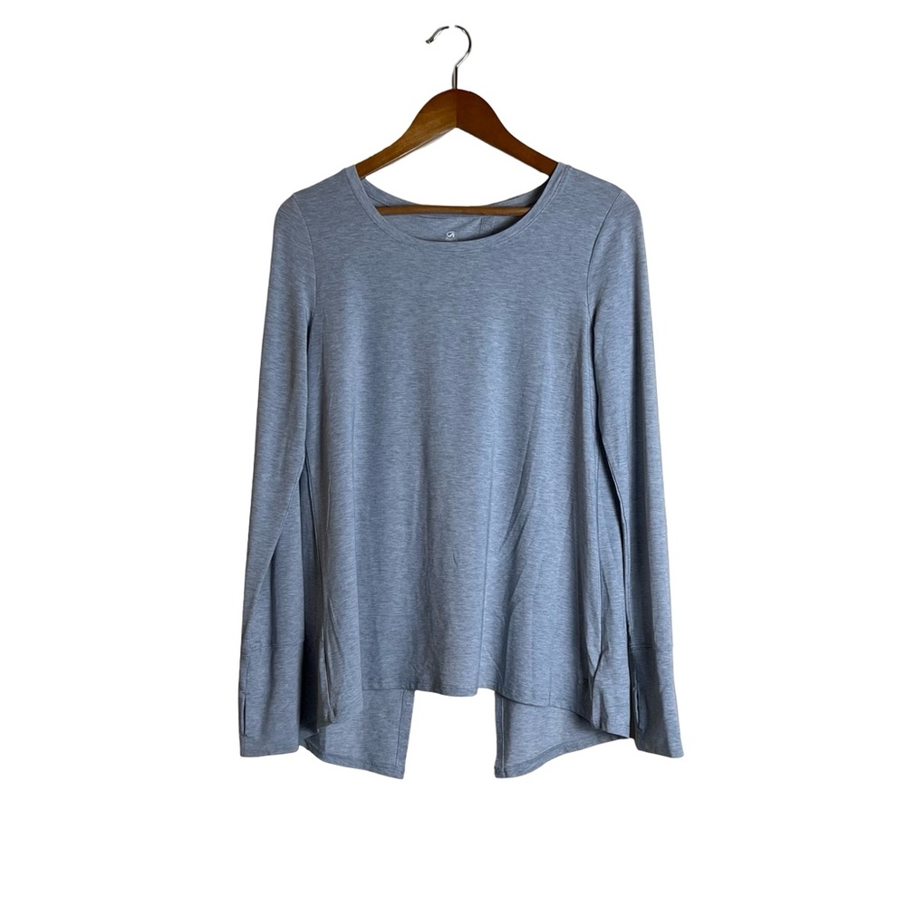 Gap fit breath light gray lightweight shirt. Size small